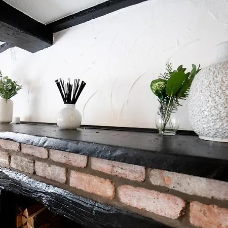 Leaf Tree Cottage - Cosy Cottage Based In The North Of The Lakes Workington Exterior photo