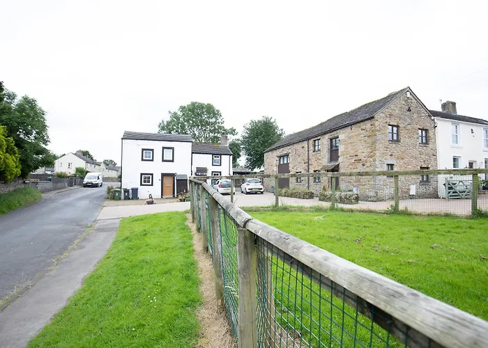 Leaf Tree Cottage - Cosy Cottage Based In The North Of The Lakes